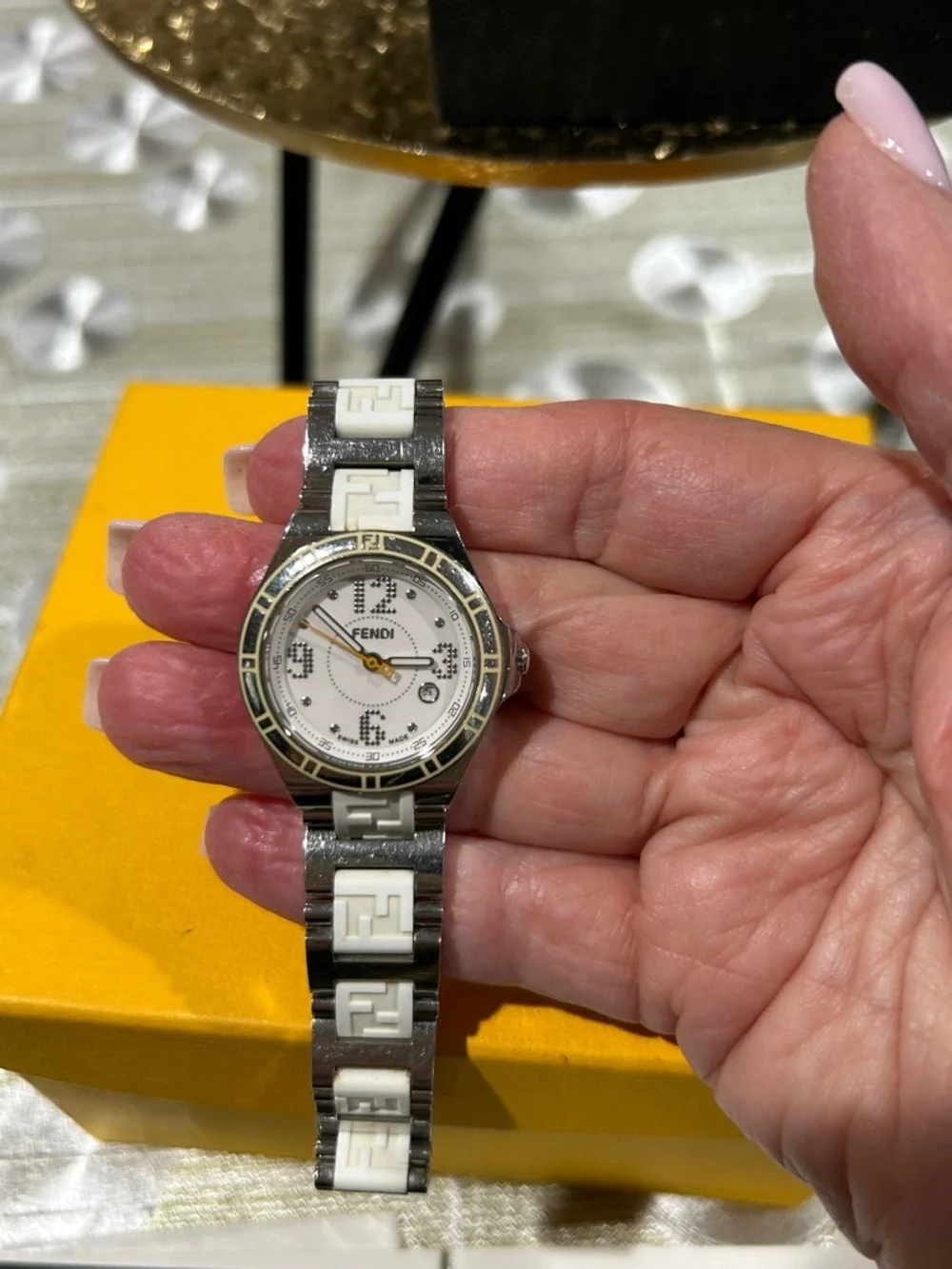7055. Fendi Swiss Made White Ceramic FF Logo Watch Full Set Box Papers Working